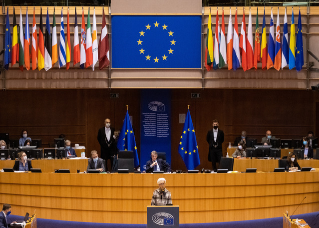 Central bank heads gather in Sintra