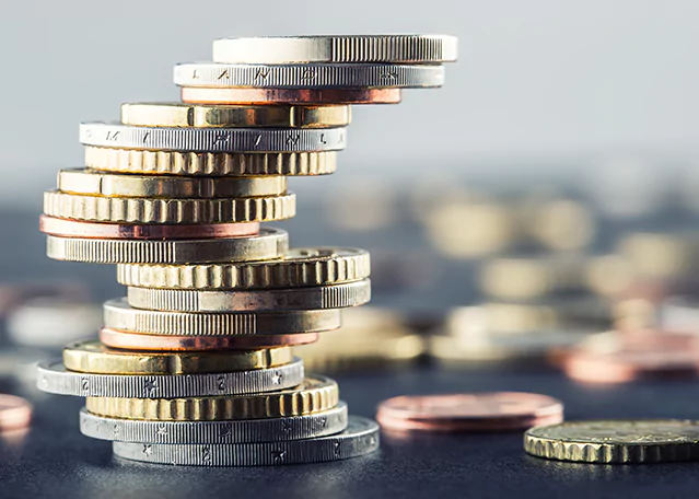 Markets remain volatile amid conflicting tariff headlines