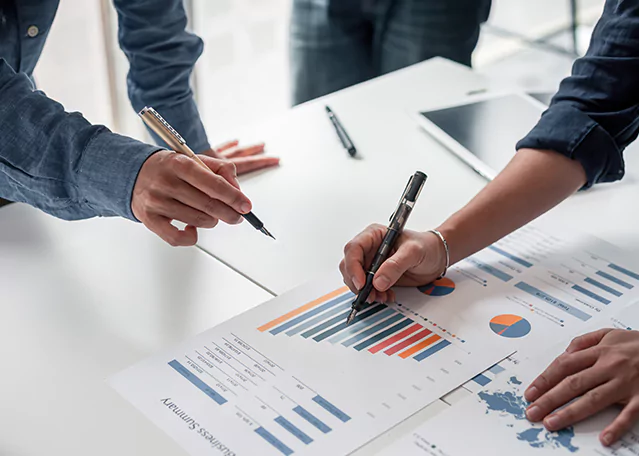 UK Private Sector Shrinks Most In 2 Years